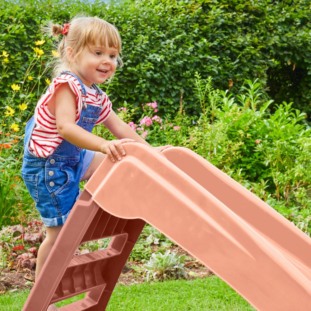 Outdoor Play for Children Starting School: How to Support the Transition