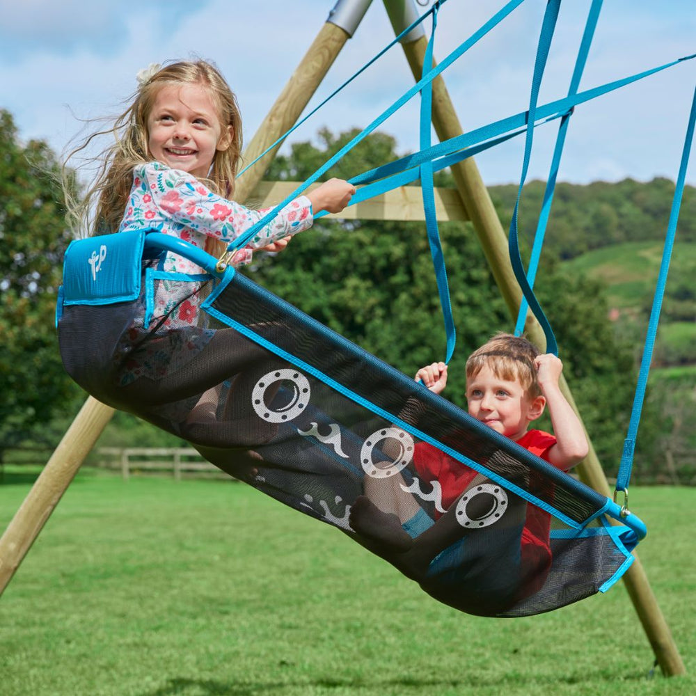 Does Outdoor Play Improve Children's Sleep? What the Research Shows